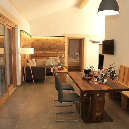 Dobringers Chalet Dorf Aeria Σαλέ